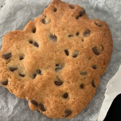 チョコチップクッキー作りました♪
型抜きが無かったので形がいびつですが…
美味しかったです！
素敵なレシピをありがとうございました♪